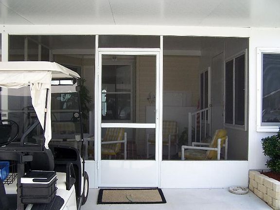 Screened Entrance