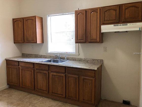 2nd image of 1025 Kettles Ave