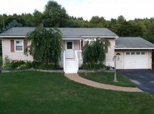 242 Stratmill Rd, Binghamton, NY 13904