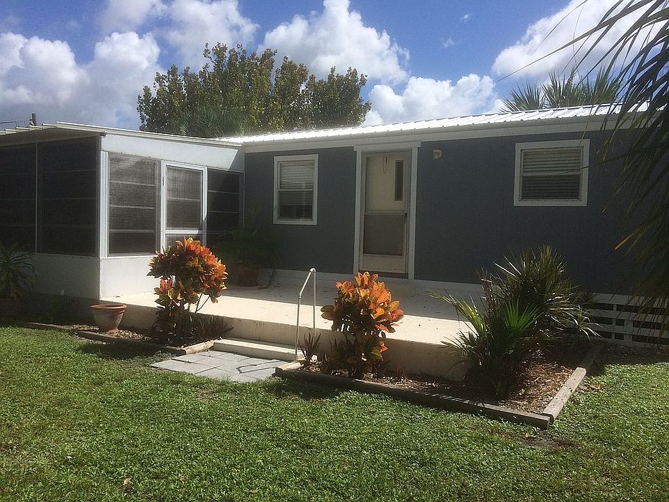 1st image of 1051 Duck Ln