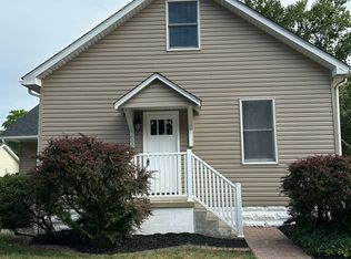 1000 6th St, Highland, IL