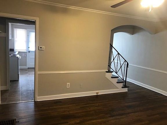 4th image of 1003 Northwest Blvd