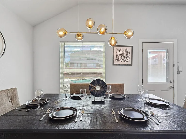 521 E Robin Ct #ID1056455P — Photo 13