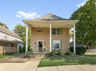 1012 W Lexington Ave, Elkhart, IN 46514