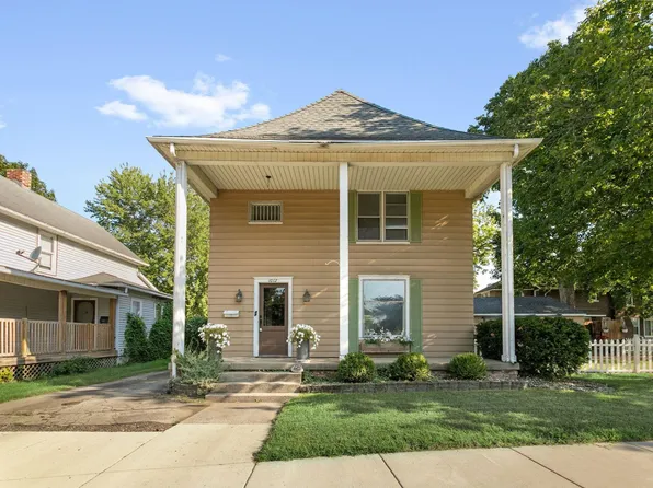 1012 W Lexington Ave, Elkhart, IN 46514