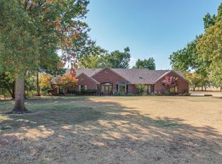 126 Deer Creek Rd, Edmond, OK 73012