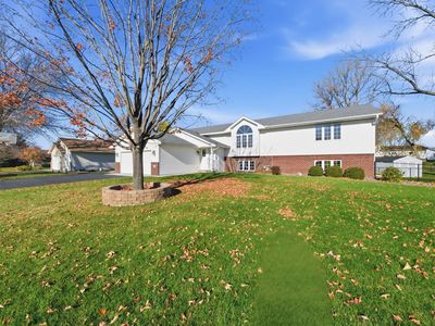 9100 Hampshire Ave N, Brooklyn Park, MN, 55445