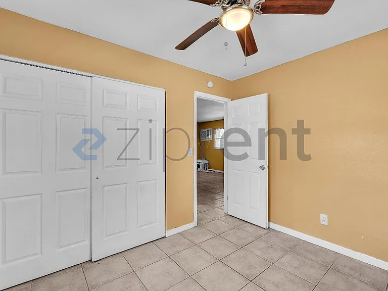 9413 N Mulberry St #A — Photo 11