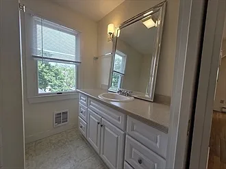 14 Hawkes St #3 — Photo 18