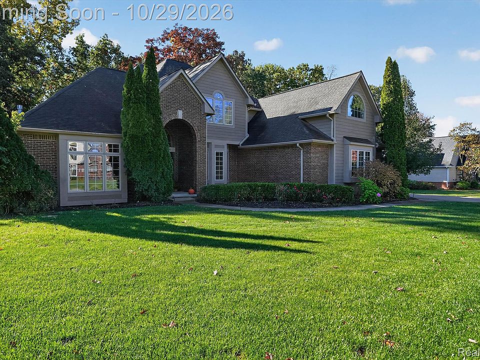 2282 Sandlewood Dr, photo 2