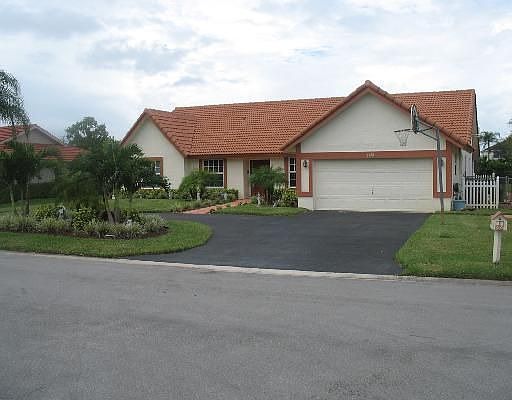 1st image of 1148 NW 114th Ave