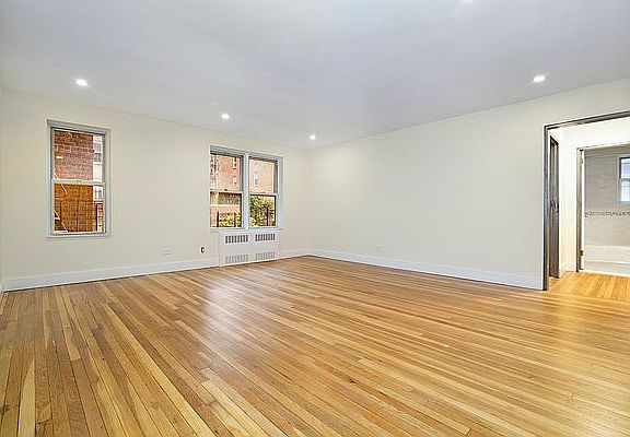 4th image of 66-33 Yellowstone Blvd #1F