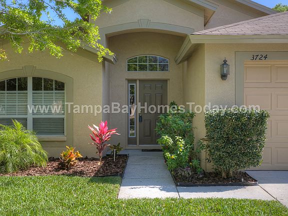 3rd image of 3724 Lockridge Dr