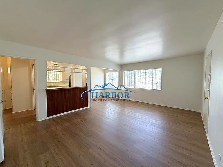 5642 Angeles Vista Blvd #2 — Photo 3