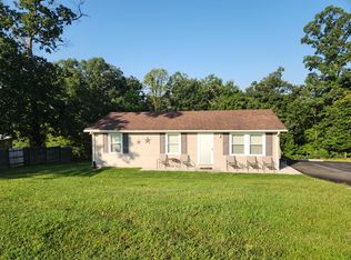 483 Ridge Rd, Troutville, VA 24175