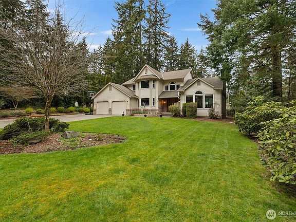 3rd image of 5802 Troon Avenue SW