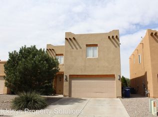 1127 Maciel Dr NW, Albuquerque, NM 87104