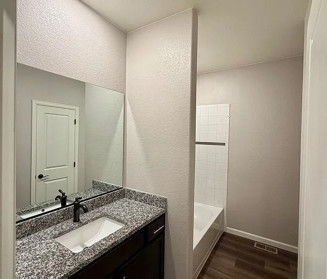2299 Murray St — Photo 9