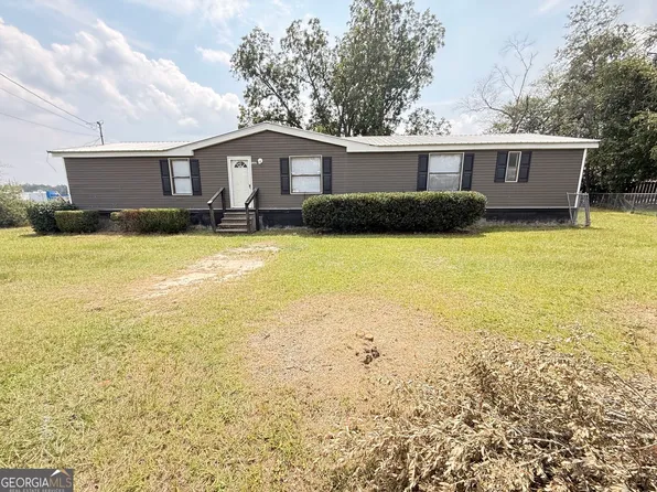 1361 Edgewood Ave, Douglas, GA 31533