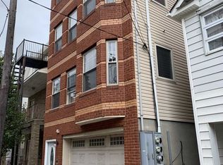 312 37th St, Union City, NJ 07087