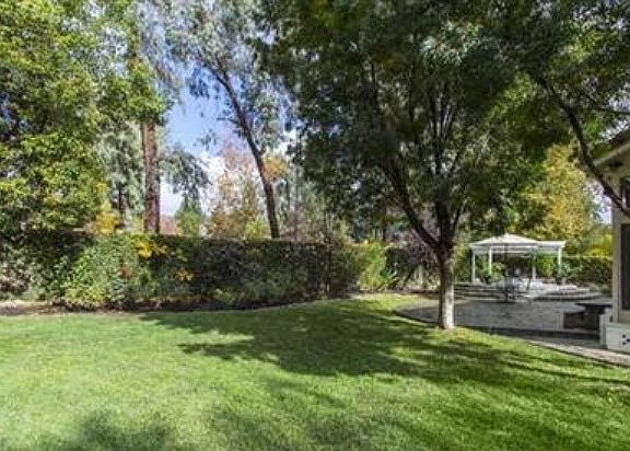 5th image of 4807 Aliano Dr