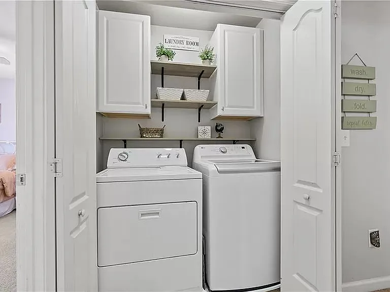 5825 Weddington Dr — Photo 25