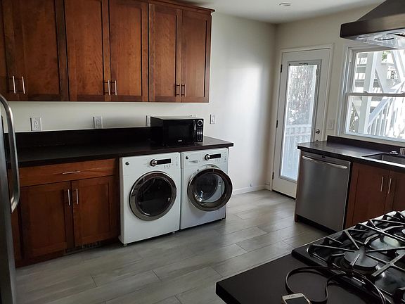 5th image of 86 Liberty St