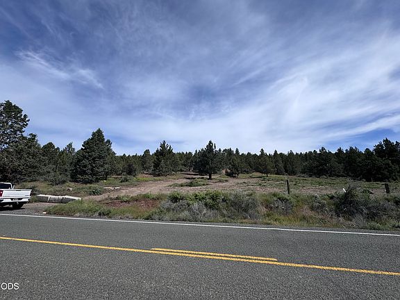 3rd image of Drews Rd #27