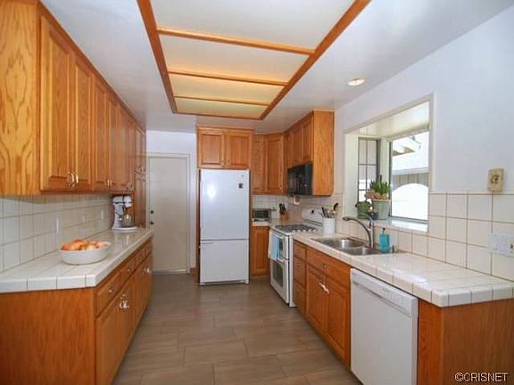 2nd image of 23420 Erwin St