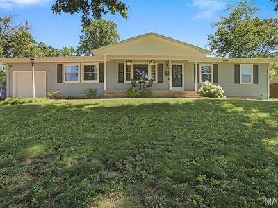1709 3rd Pkwy, Washington, MO, 63090