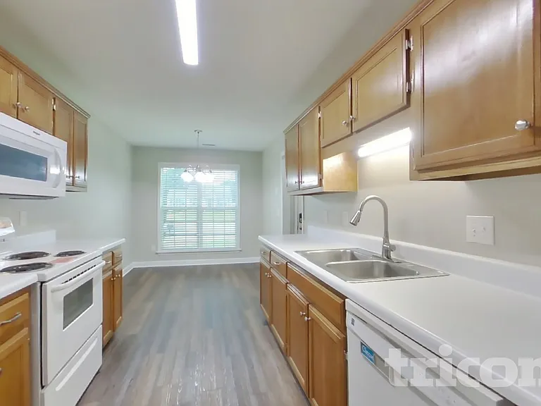 2905 Haddox Pl — Photo 7