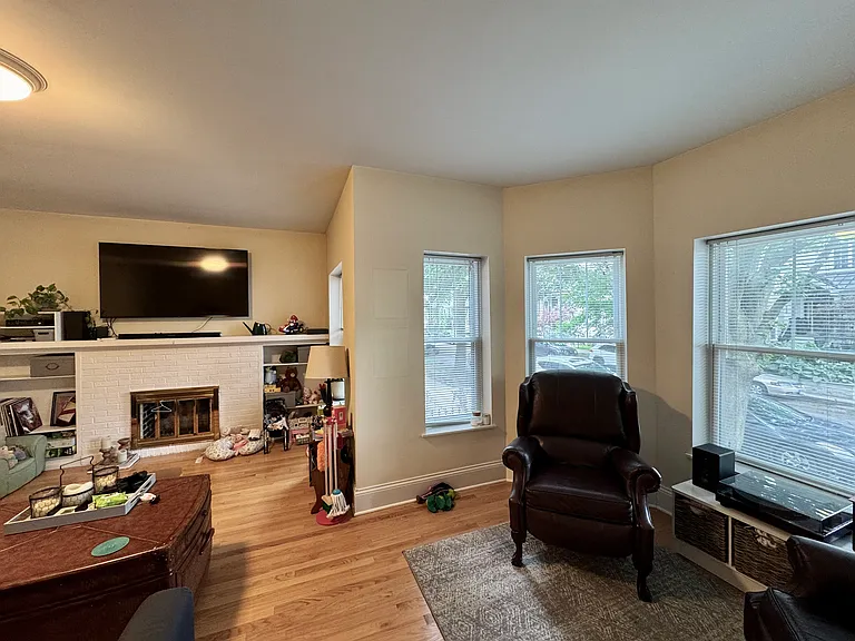 3434 N Bell Ave #1N — Photo 4