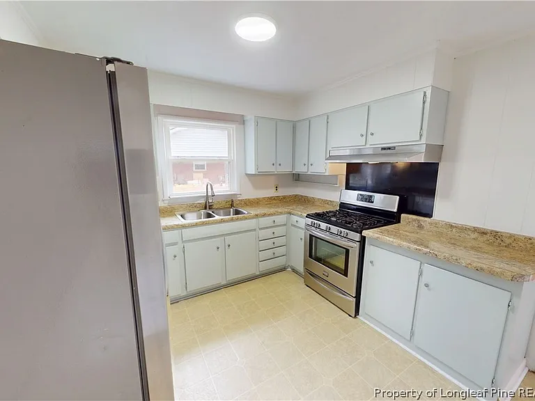 4020 Welmont Dr — Photo 5
