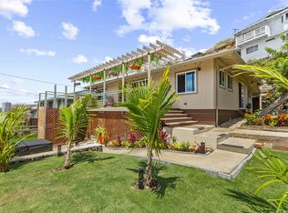 1358 Makaikoa St, Honolulu, HI 96821
