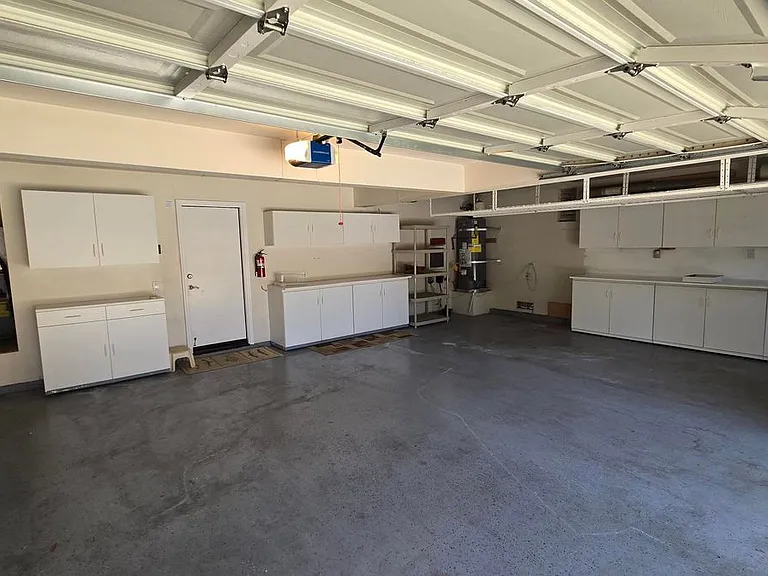 1520 Upland Hills Dr — Photo 27