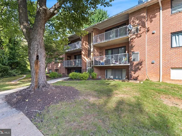 101 Fitz Ct APT 202, Reisterstown, MD 21136