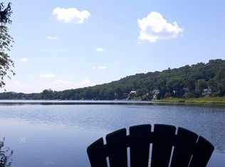 207 Larsens Dr, Denville, NJ