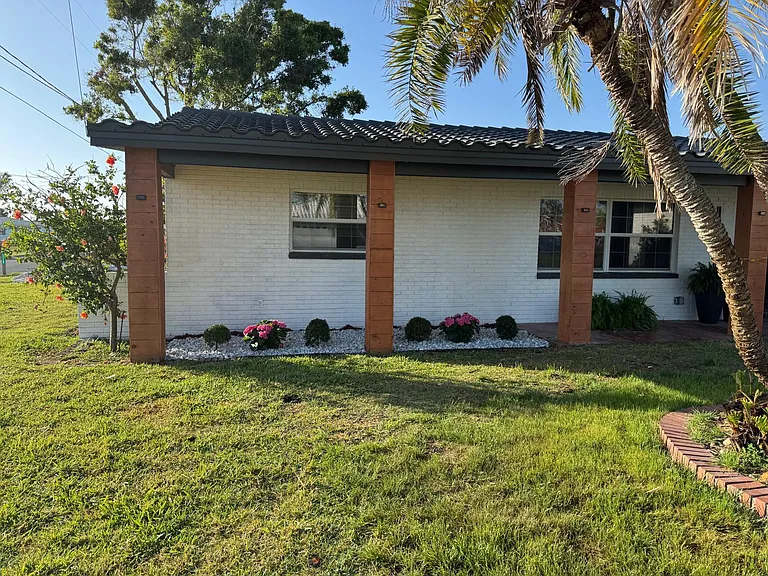 400 Capri Blvd — Photo 31