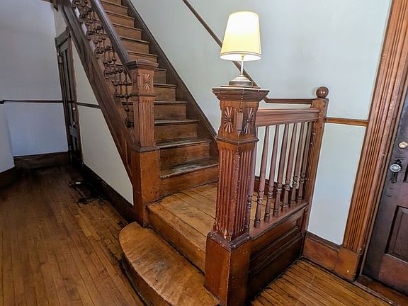 3rd image of 83 Oak St #83O