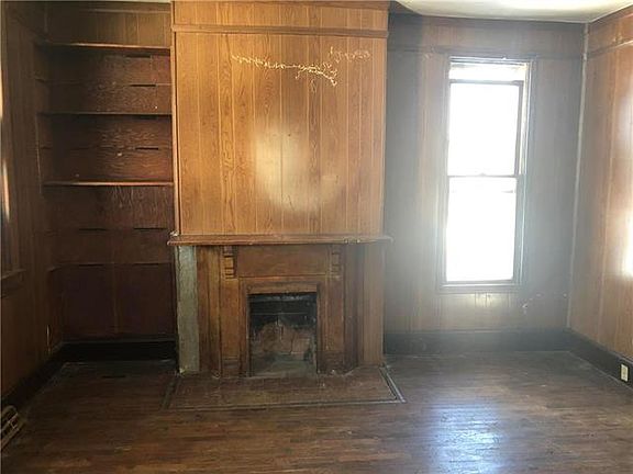 3rd image of 8616 Independence Ave