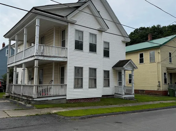 54 Williams Street, Rockingham, VT 05101