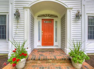 5 White Pine Cir, East Sandwich, MA 02537