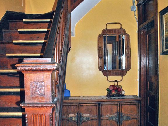 Elegant Entry Hallway