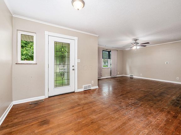 3rd image of 68 Ohio Ave