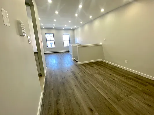 Rented by Compass | media 3