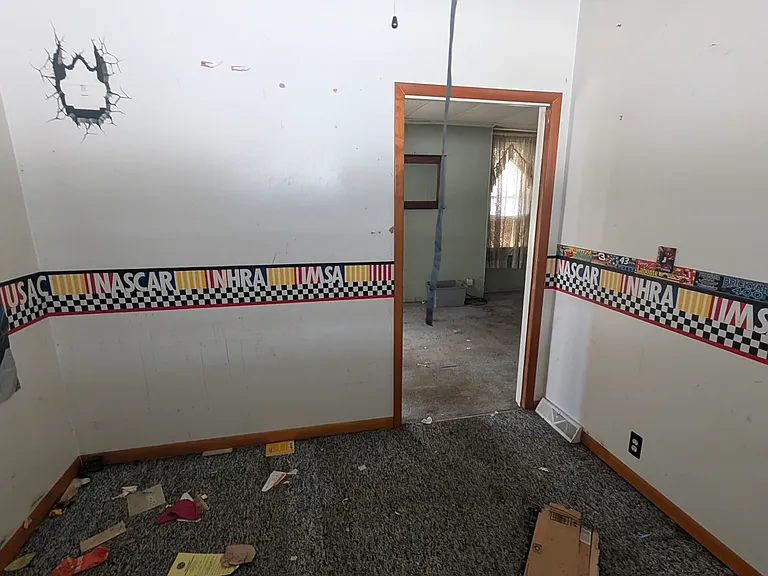 1108 E Arcadia Ave — Photo 38