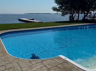 116 E Canvasback Dr, Currituck, NC 27929