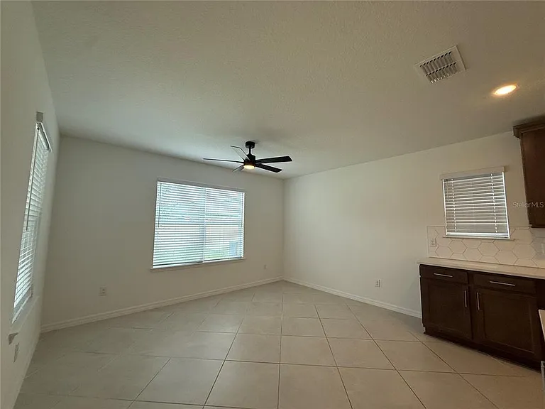 3595 Ivy Springs Ln — Photo 9