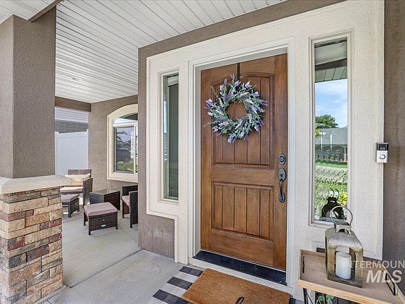 4th image of 1021 Ballard Ln