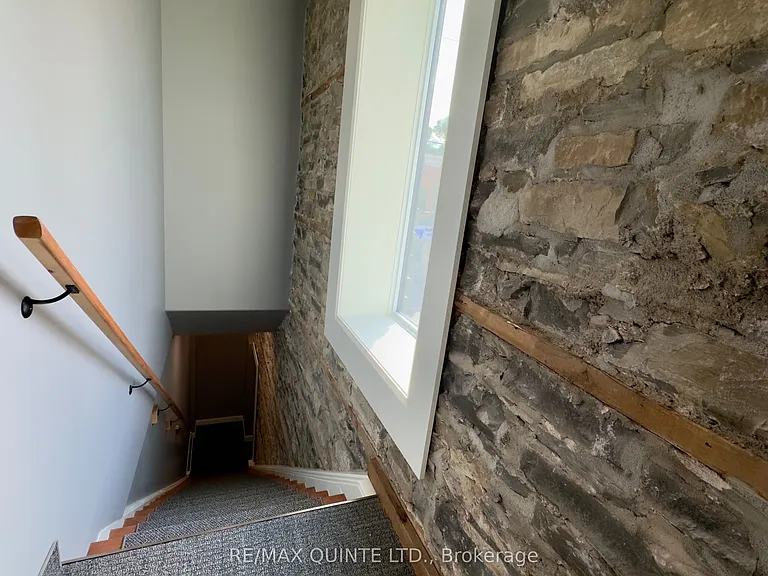 330 Victoria St N #7 — Photo 18